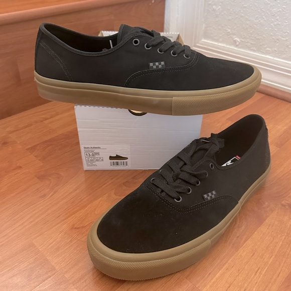 Vans Skate Authentic “Black/Gum” -SZ13 - Picture 4 of 5